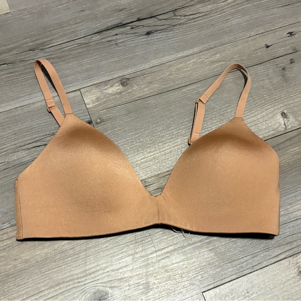 SKIMS Tan Bra NWOT